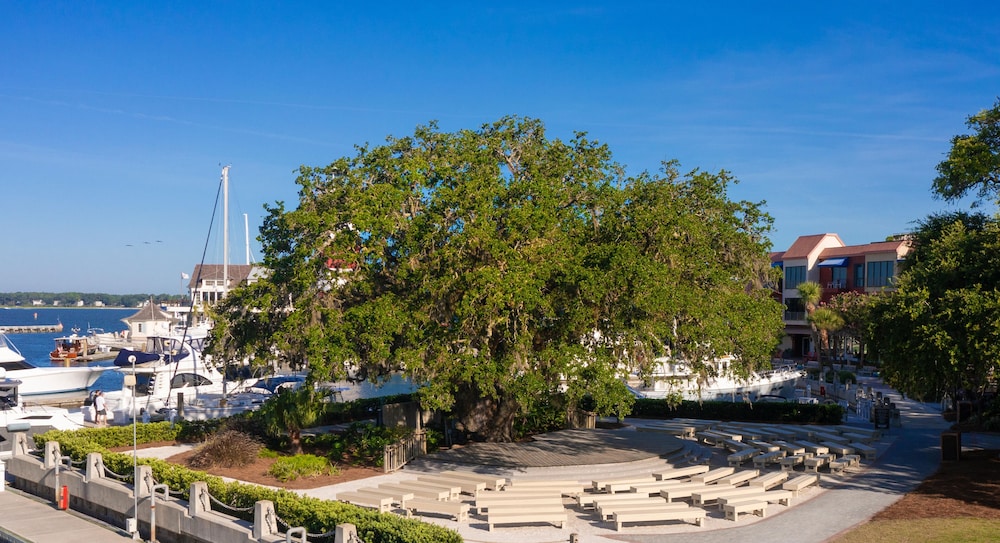 2358 Racquet Club at The Sea Pines Resort - photo 19