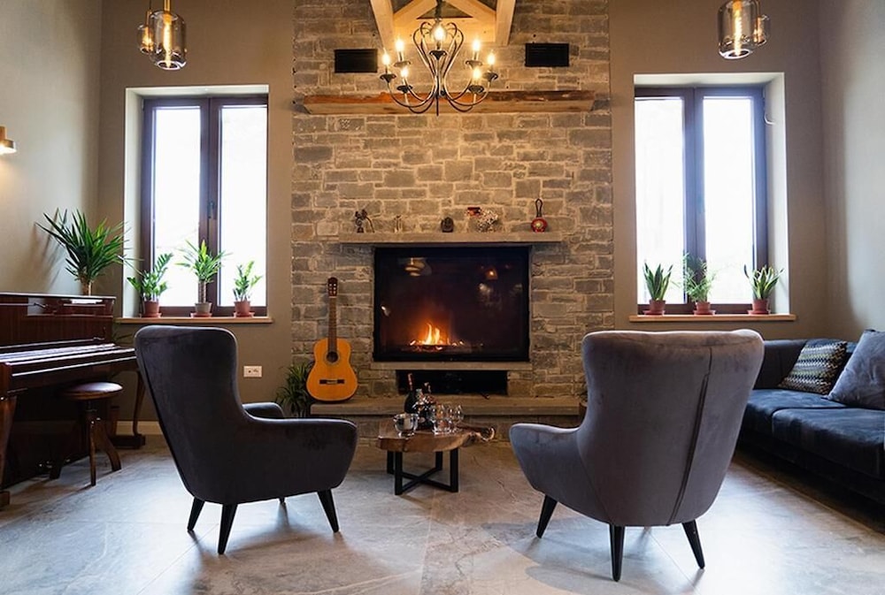 Ura e Kovacit Agrotourism in Voskopoje, Albania