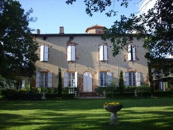 Chateau de Th gra — hotel in Balma
