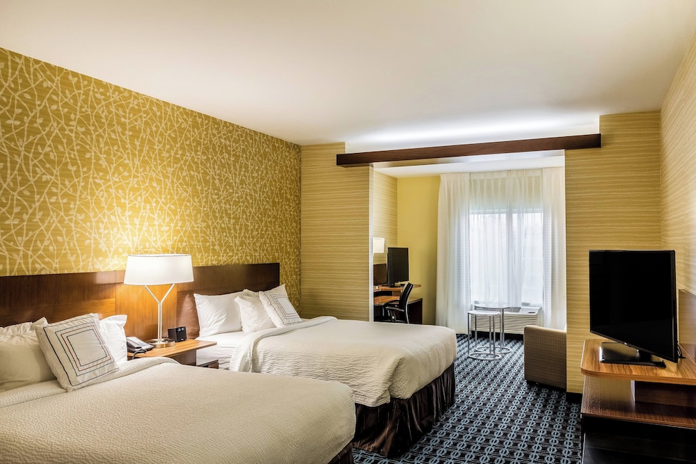 Fairfield Inn & Suites by Marriott Butte - photo 10