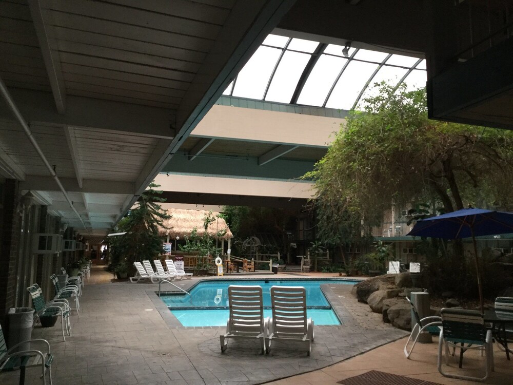 FairBridge Inn & Suites Poconos - photo 21