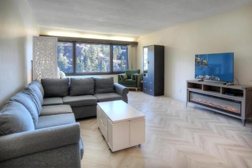 Tamarron Lodge Studio 343 — 4-Star Luxury Hotel in Durango, United States