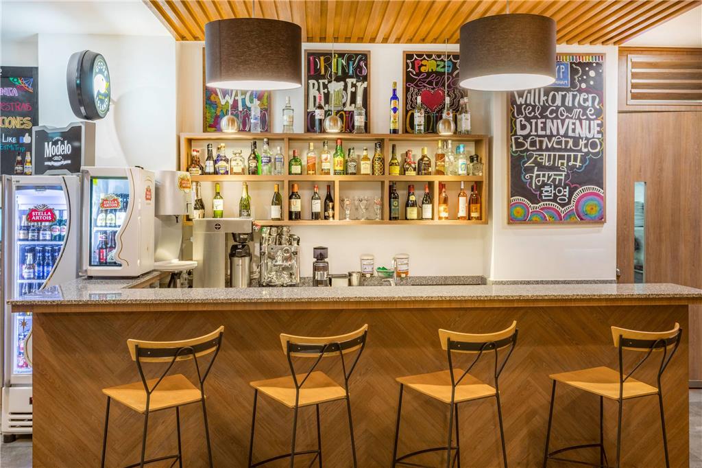 Bar/Lounge