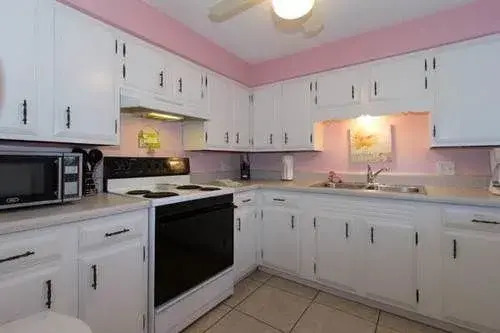 Blue Dolphin Inn by Island Vacation Properties - photo 22