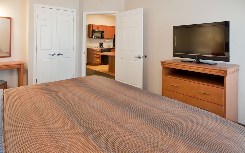 Candlewood Suites Northeast Kansas City by IHG - photo 6