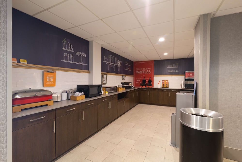 Hampton Inn Atlanta Peachtree City - photo 24