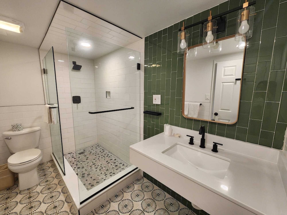 Westview Motel - photo 12