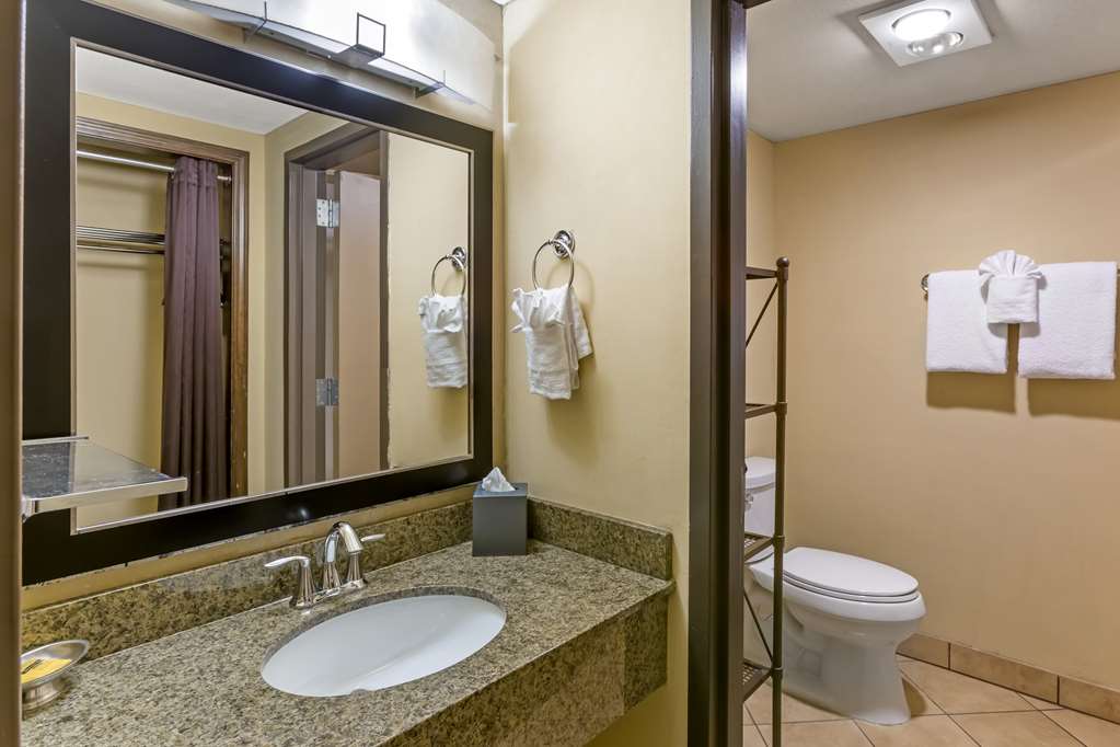 Best Western Plus Raton Hotel - photo 14