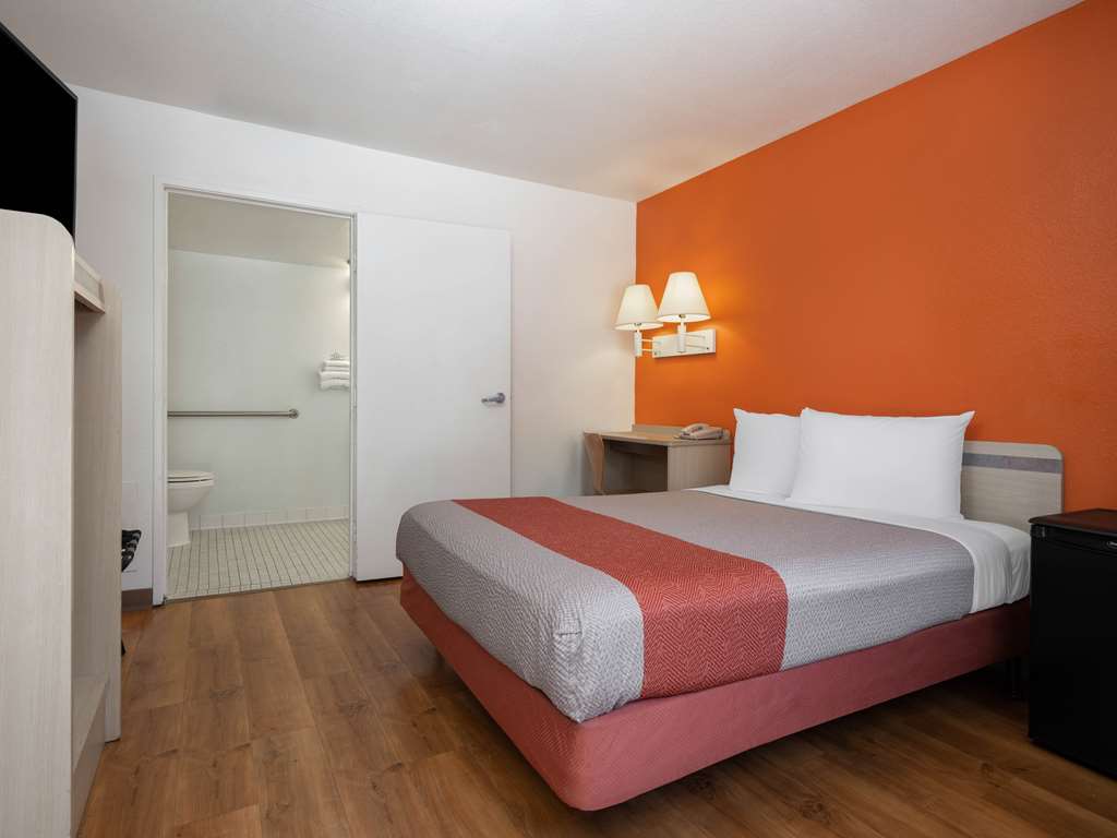 Motel 6 Oceanside CA - photo 12