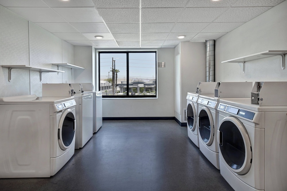 Fairfield Inn & Suites Las Vegas Airport South - photo 31