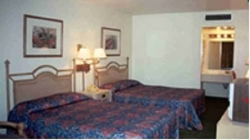 Bayfront Inn Corpus Christi - photo 18