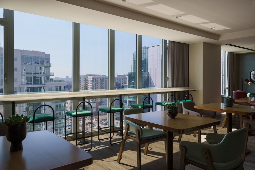 Renaissance New York Flushing Hotel at Tangram - photo 29