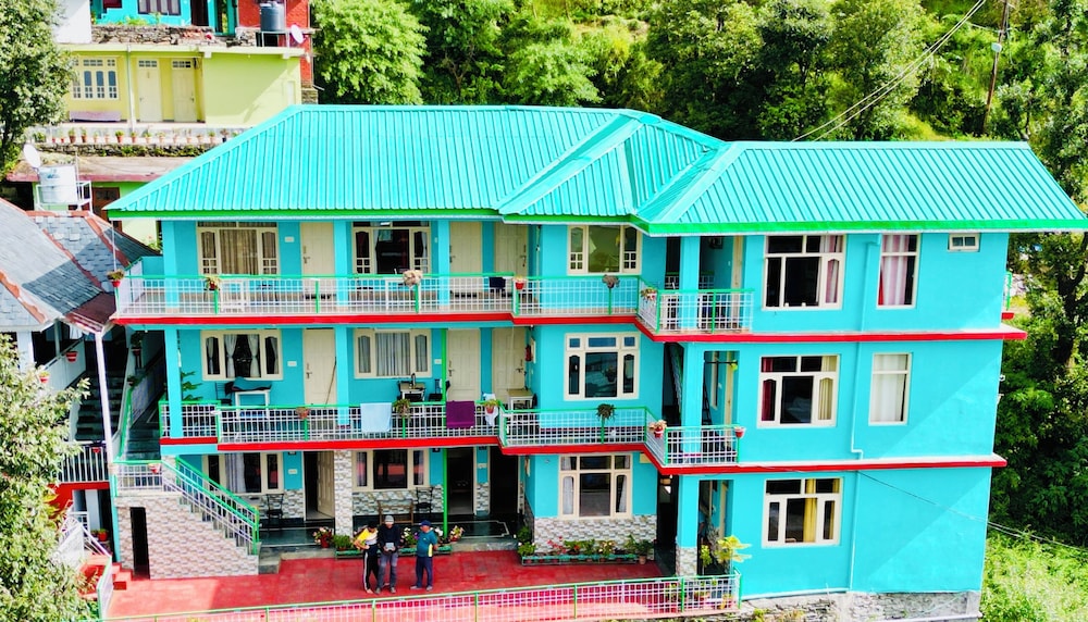 Jagatram Niwas Guesthouse Dharamkot — 4-Star Luxury Hotel in Dharamsala, India