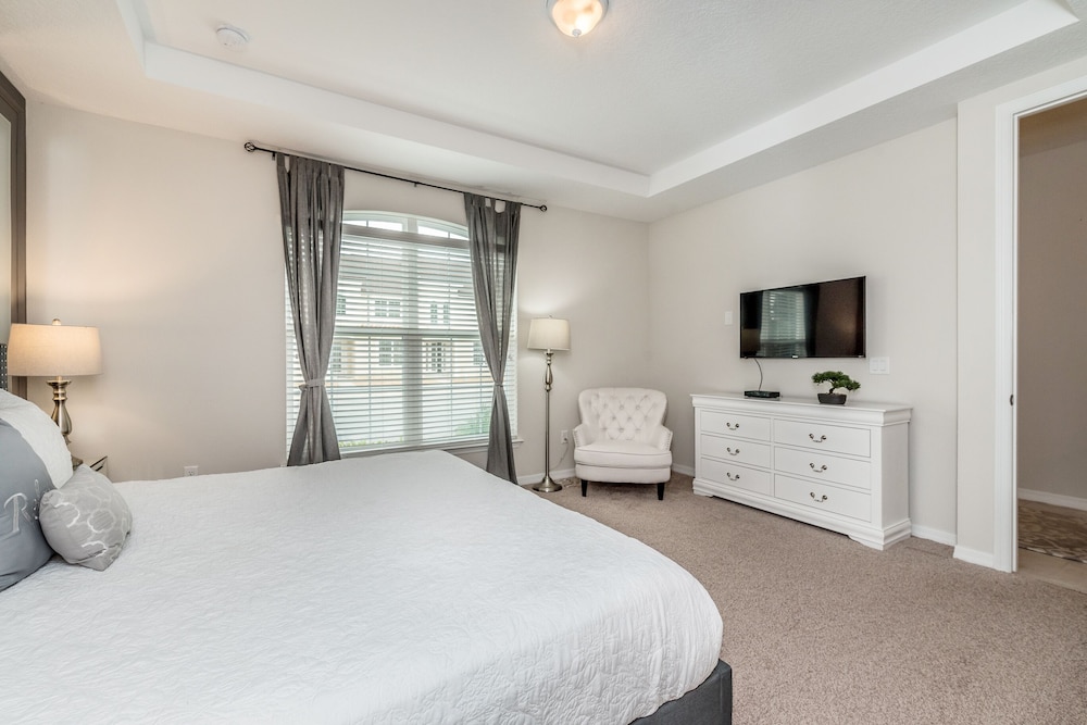 1570 Carey Palm Circle - photo 49