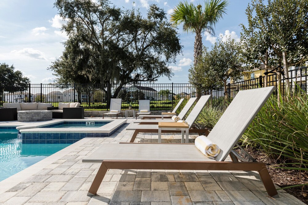 Villa Villa Arabella 5 Bedroom Reunion — 4-Star Luxury Hotel in Kissimmee, United States