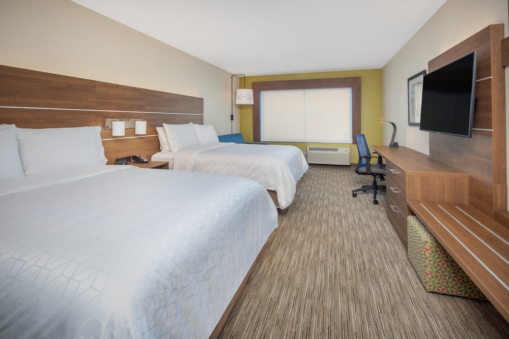 Holiday Inn Express & Suites Chico by IHG - photo 7