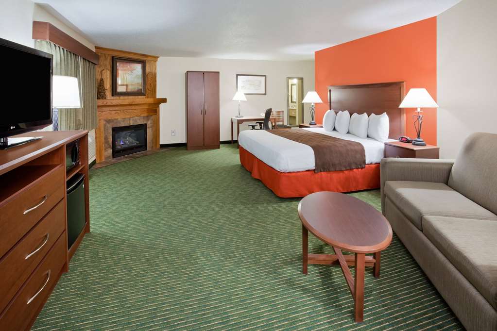 AmericInn by Wyndham Ironwood - photo 32