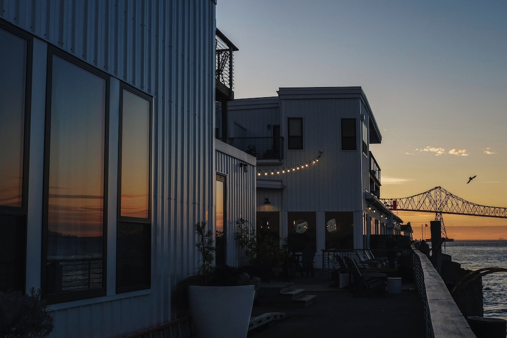 Bowline Hotel - photo 157