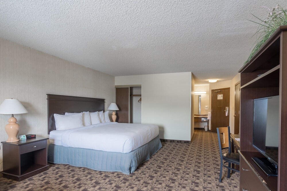Cottonwood Suites Boise Riverside Downtown - photo 9