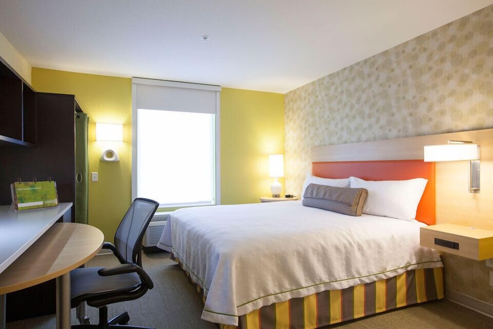 Home2 Suites by Hilton Canton - photo 6