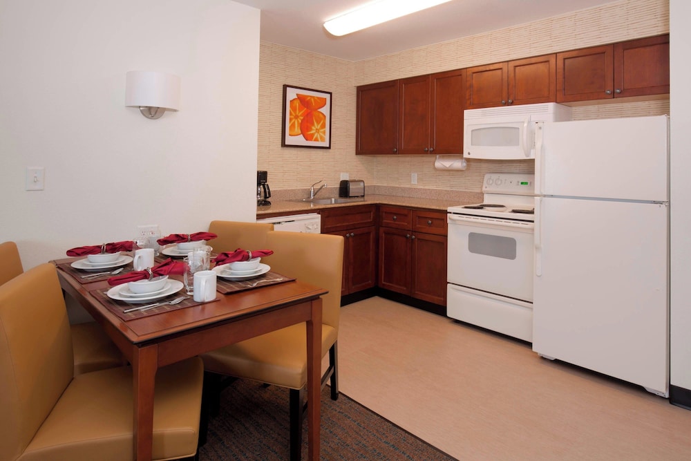 Residence Inn by Marriott Boise West - photo 7