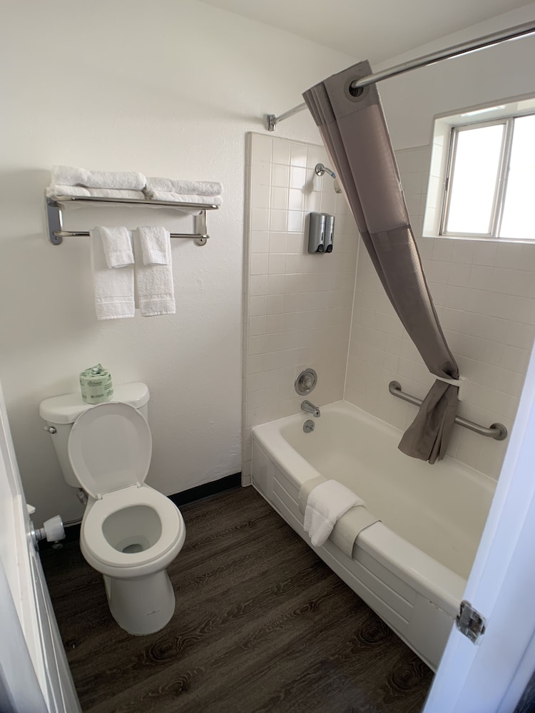 Brookings Inn Resort - photo 17