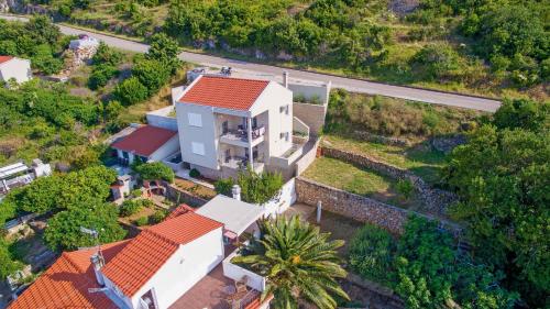 Holiday Home Kate — 4-Star Luxury Hotel in Vis, Croatia