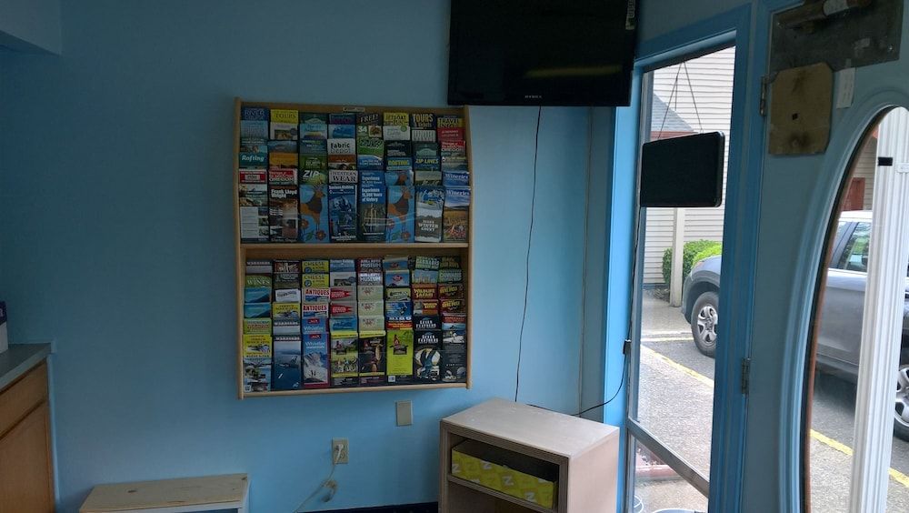 Portland Value Inn and Suites - photo 4