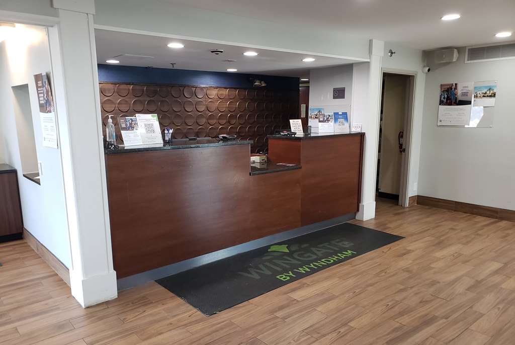 Wingate by Wyndham Dayton North - photo 6