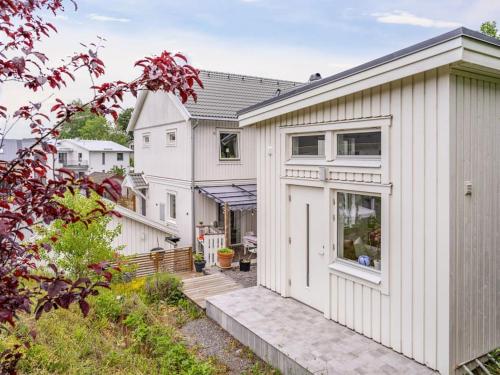 Vasjobacken Sollentuna Stockholm 21073943 — Sollentuna
