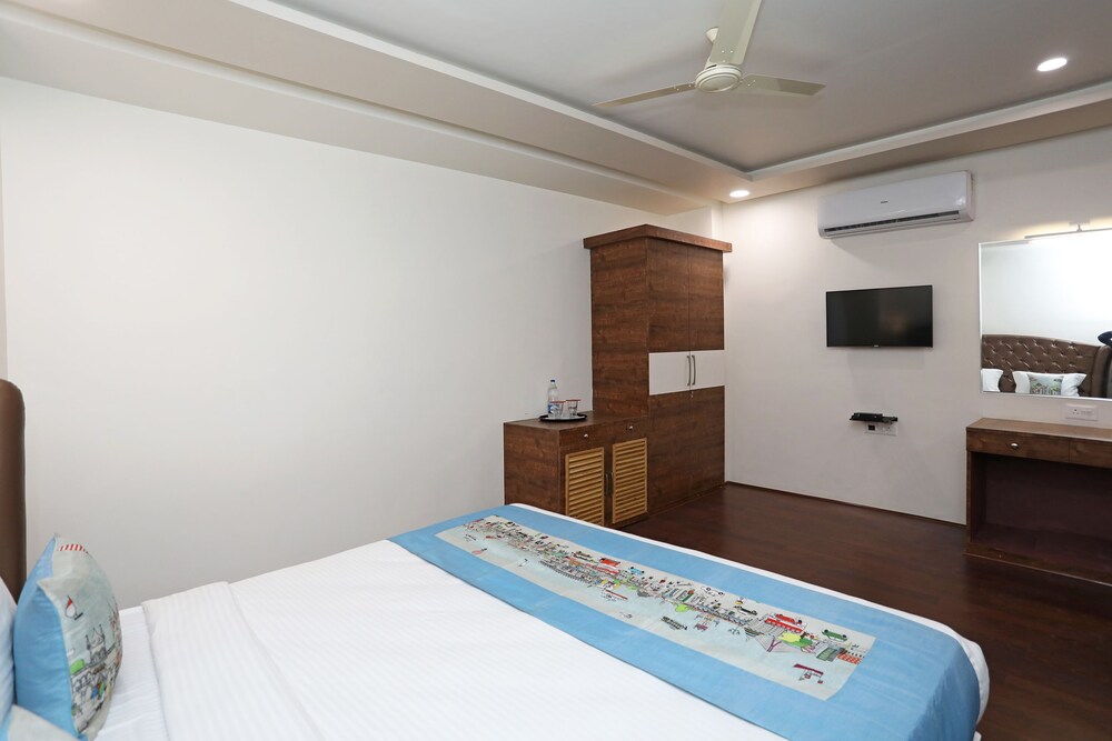 OYO 11517 Hotel Eleven 43 in Kota, India