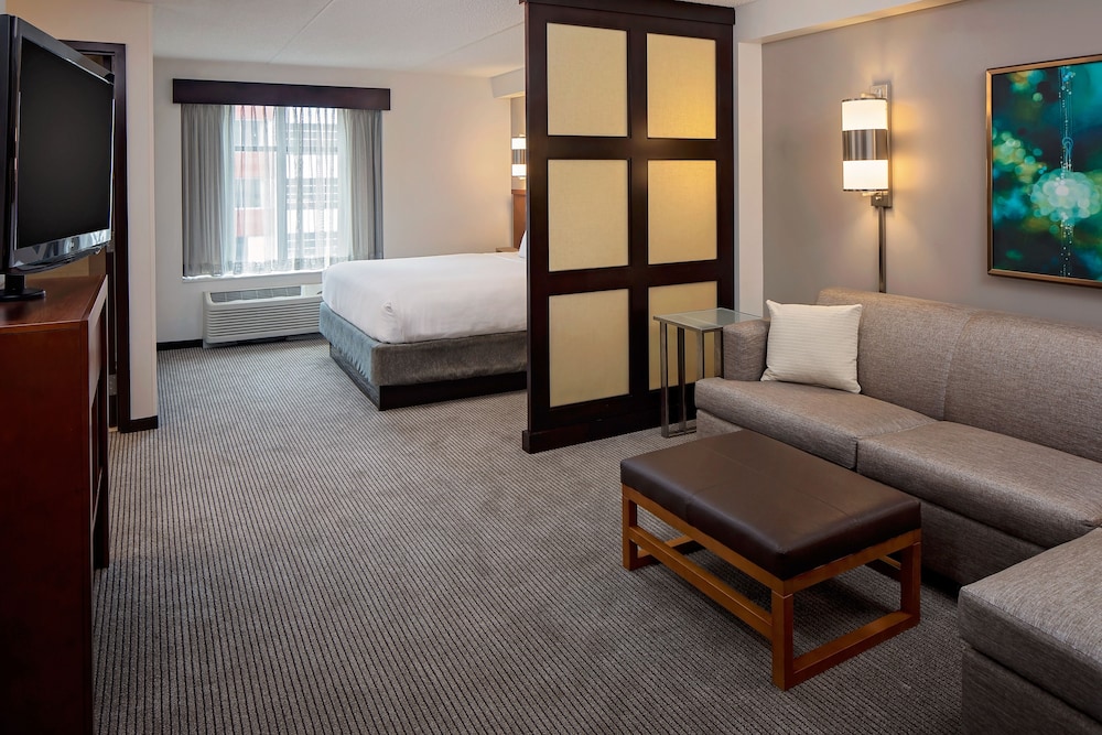 Hyatt Place Pittsburgh North Shore - photo 23