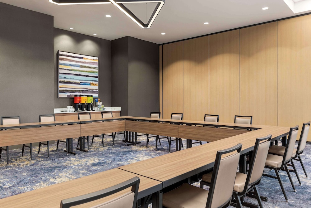Hilton Garden Inn Nashville West End Avenue - photo 35