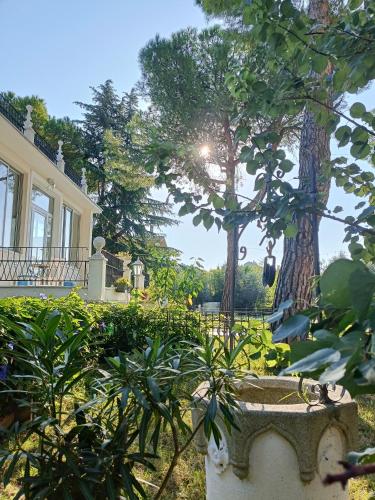 B&B Retro'conero — 4-Star Luxury Hotel in Castelfidardo, Italy