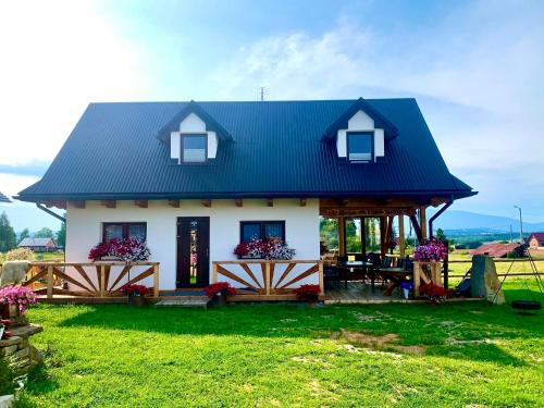 Zagroda na Borach Domek — hotel in Jablonka