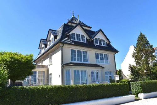 Villa Seestern Ferienwohnung Nr 06 — 4-Star Luxury Hotel in Timmendorfer Strand, Germany