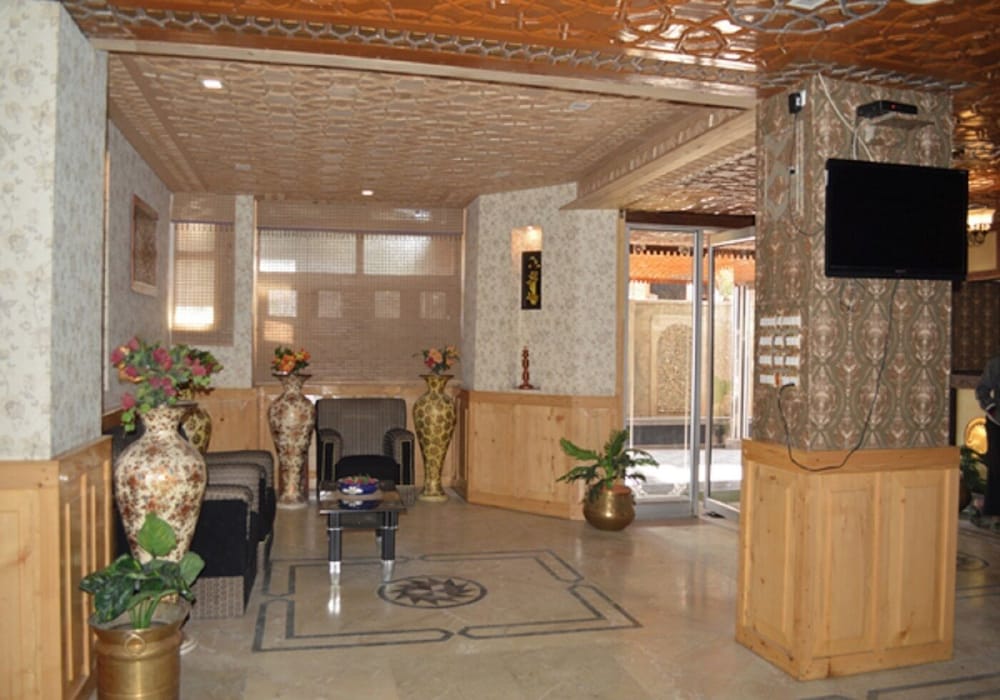 Hotel Sunshine - last minute hotel in Srinagar