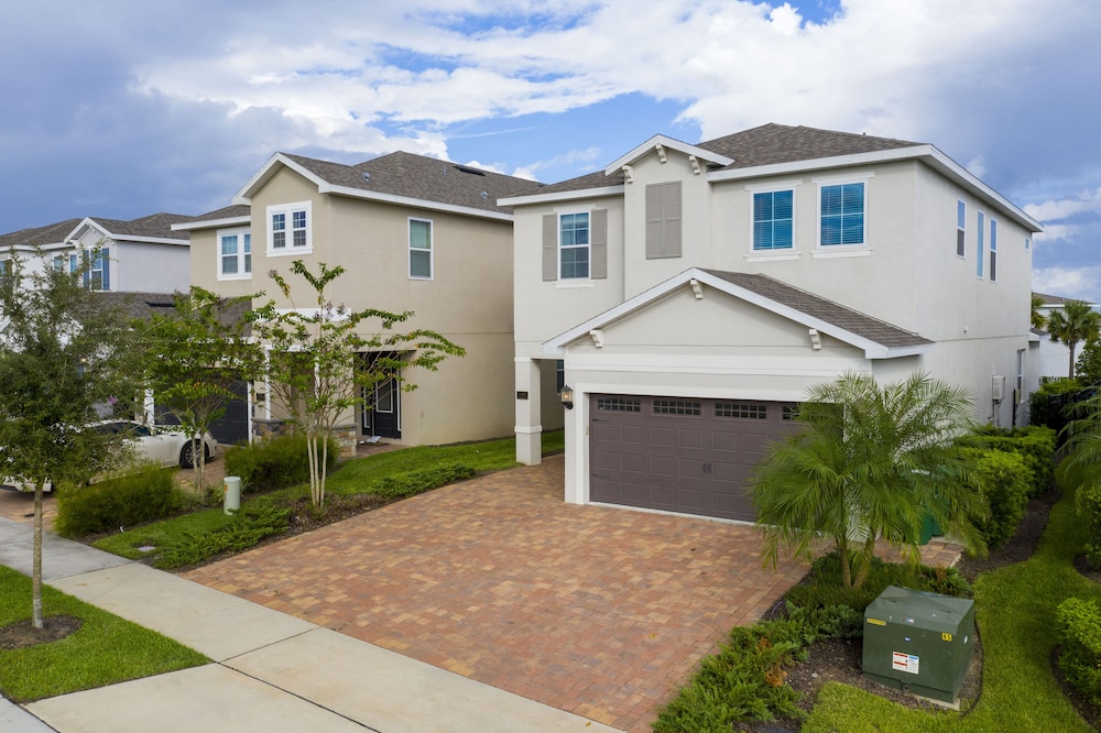 Luxurious 5Bd Single Family w Pool Jacuzzi Encore Resort 7432 - photo 52
