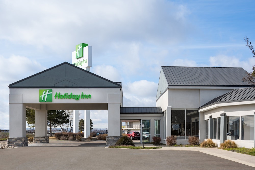 Holiday Inn Ontario an IHG Hotel - featured photo