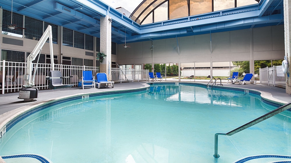Albany Airport Inn - photo 15