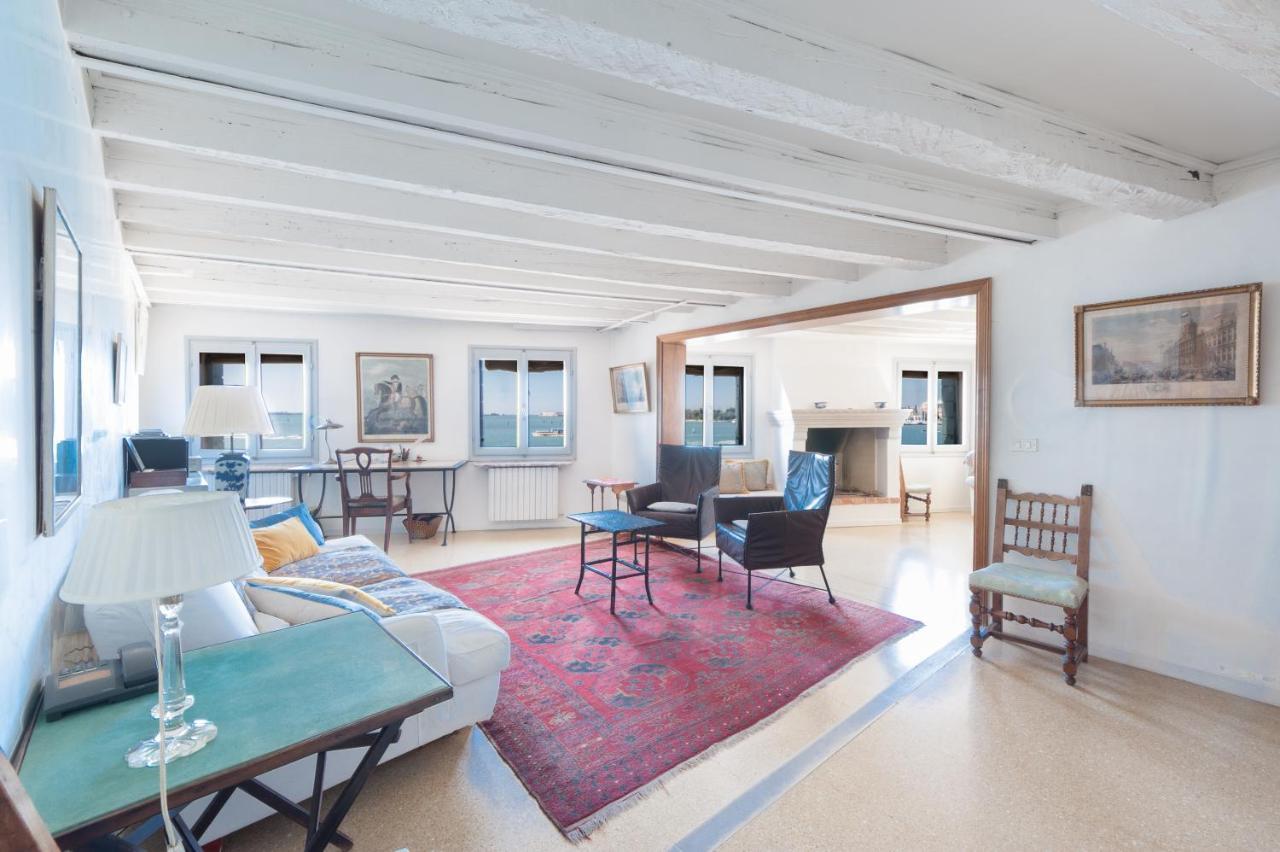 Ca' Laguna stunning views on Bacino di San Marco. — 4-Star Luxury Hotel in Venice, Italy
