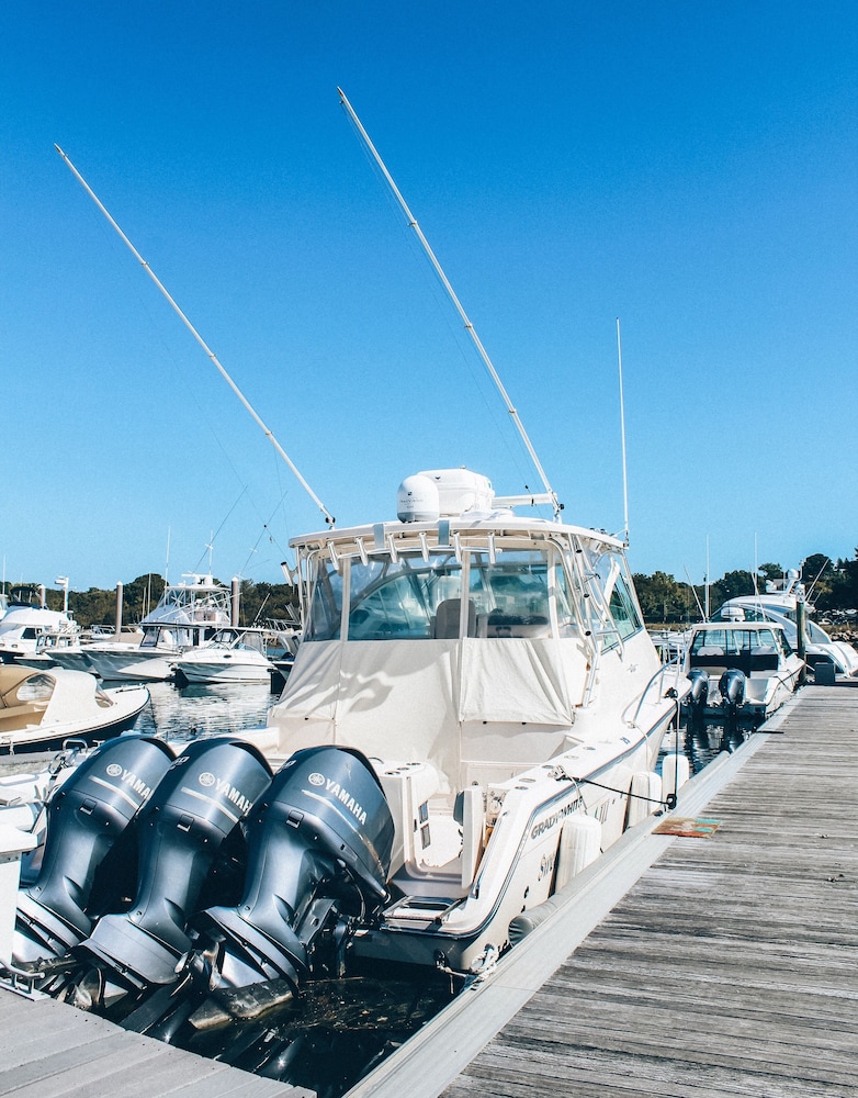 The Hotel at Cape Ann Marina - photo 23