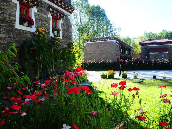 Gesang Garden Hotel in Kangding, People's Republic of China