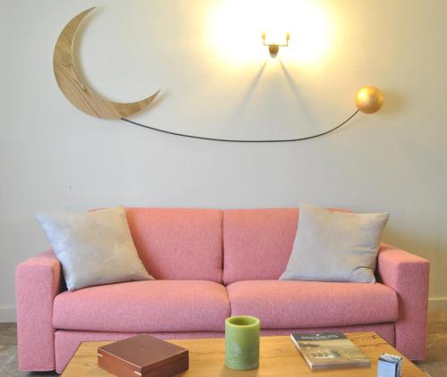 Moon's Fault Tutta Colpa Della Luna — 4-Star Luxury Hotel in Pozzuoli, Italy