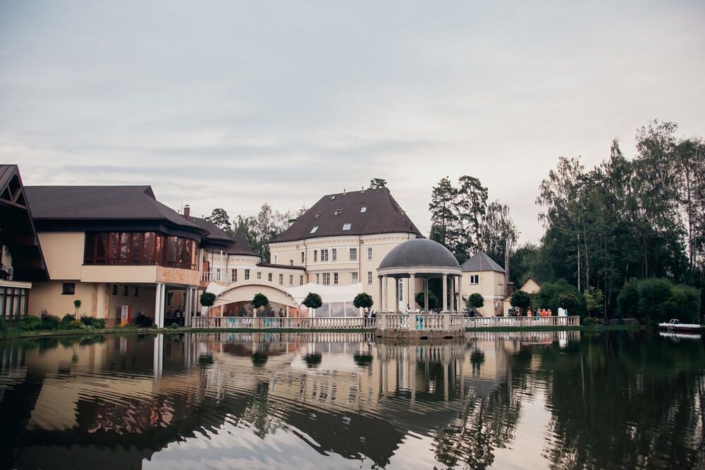 Dvoryanskoe Gnezdo — hotel in Korolev
