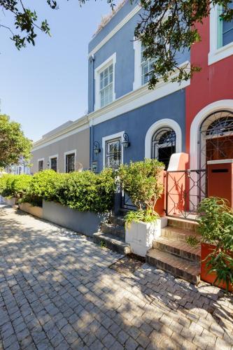 See Table Mountain from a Historic Home