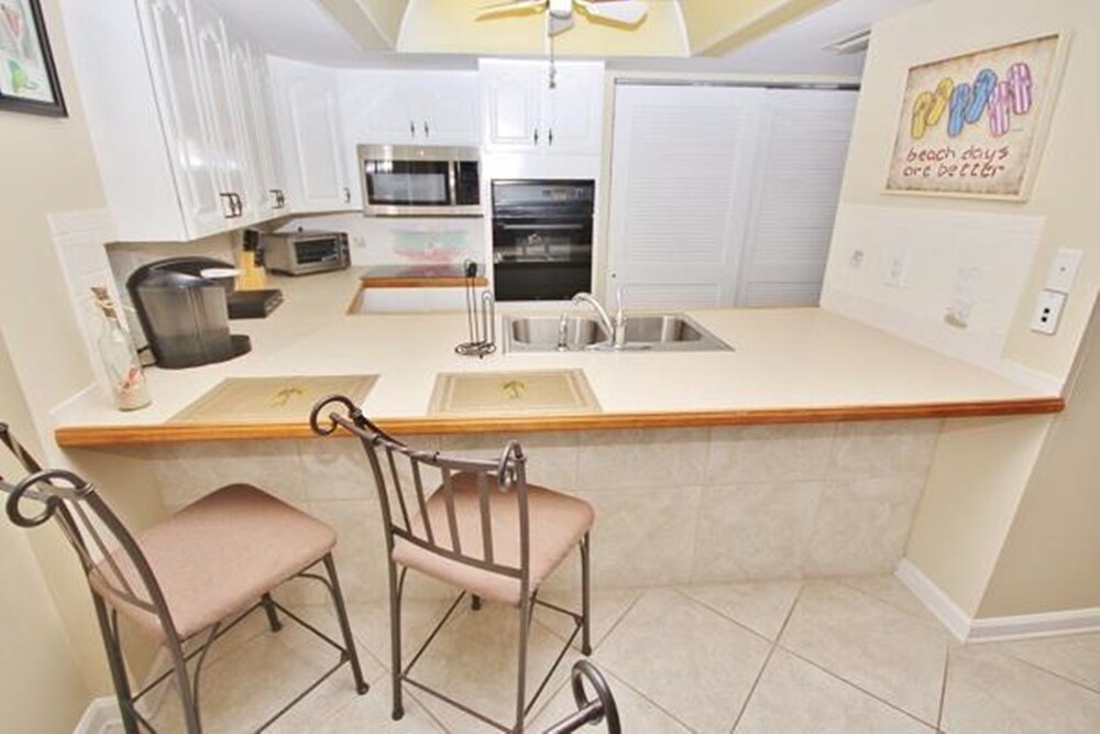 Coronado Towers - photo 6