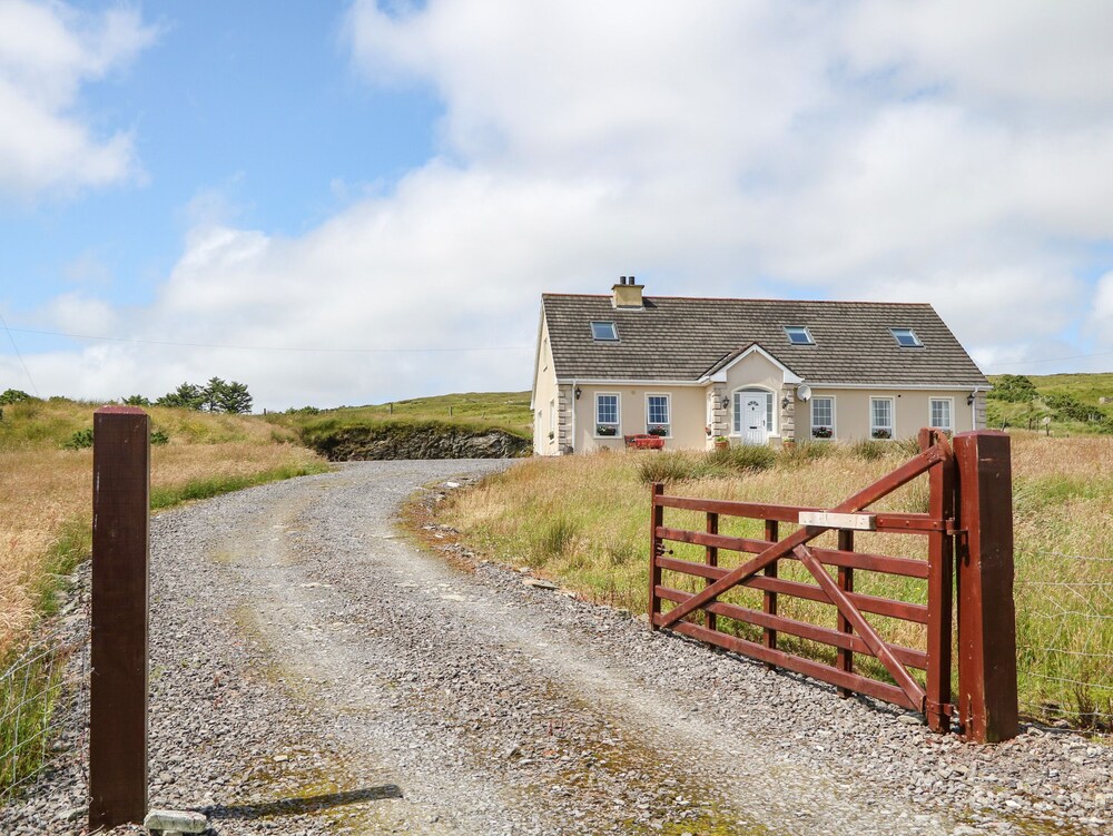 Sleibhte Sliabh Liag — 4-Star Luxury Hotel in Donegal, Republic of Ireland