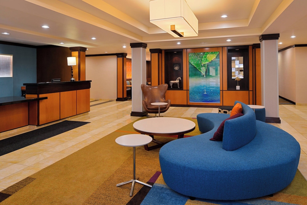 Fairfield Inn & Suites by Marriott Fort Wayne - photo 2