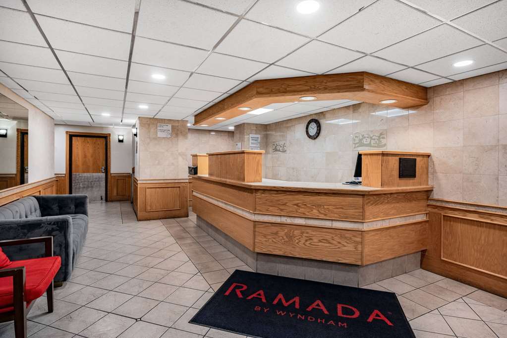 Ramada by Wyndham Keystone Near Mt Rushmore - photo 6